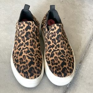 Steve Madden leopard shoes